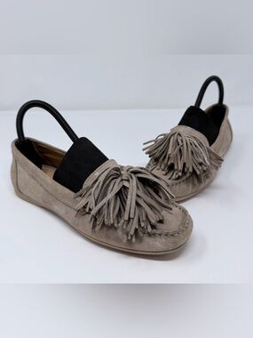 Flag Ltd Kiltie Fringe Suede Loafers Taupe Slip On Flats Women’s Size 7